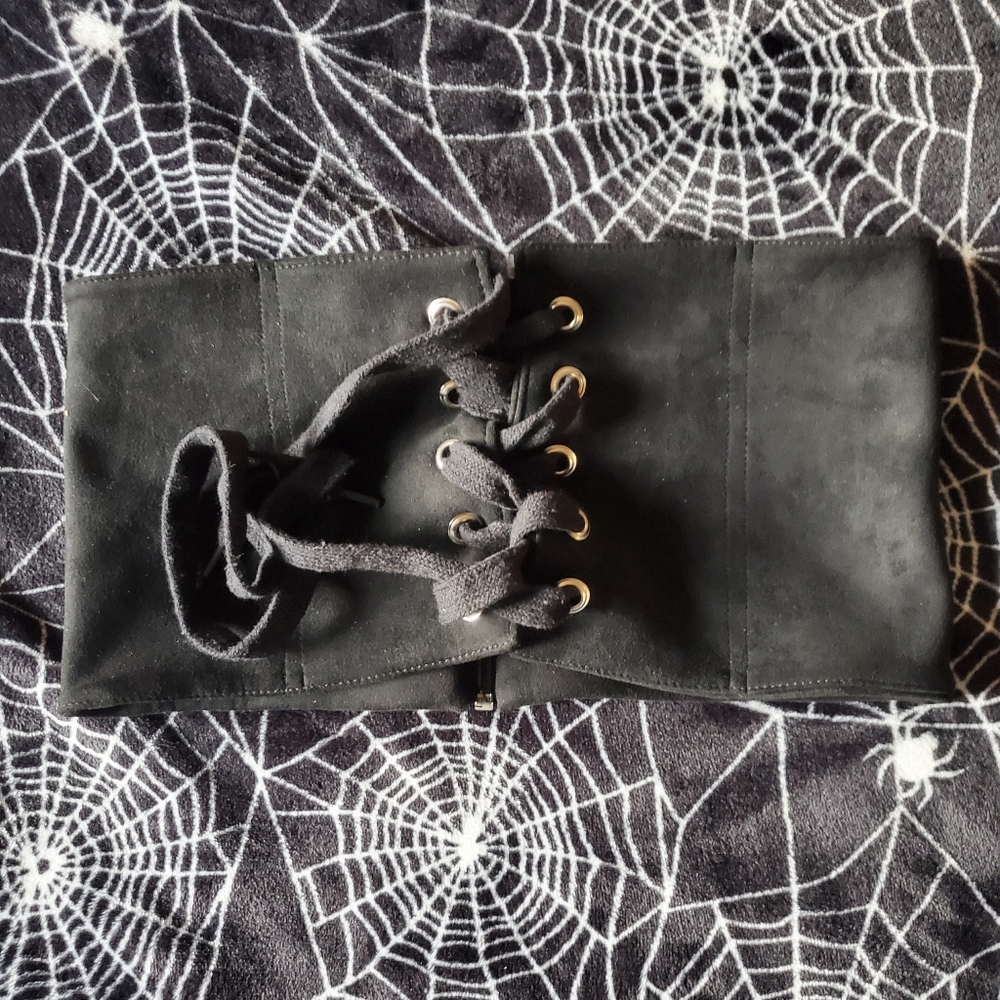 SUEDE CORSET BELT